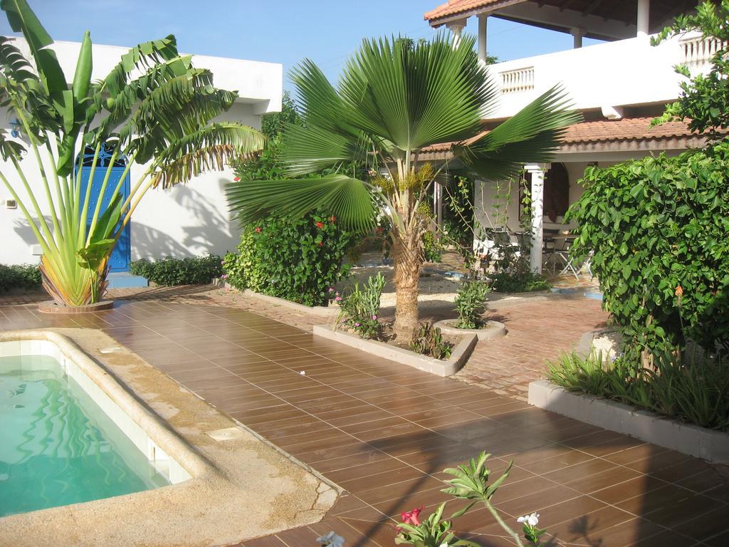 Babao Hotel M'Bour Ruang foto