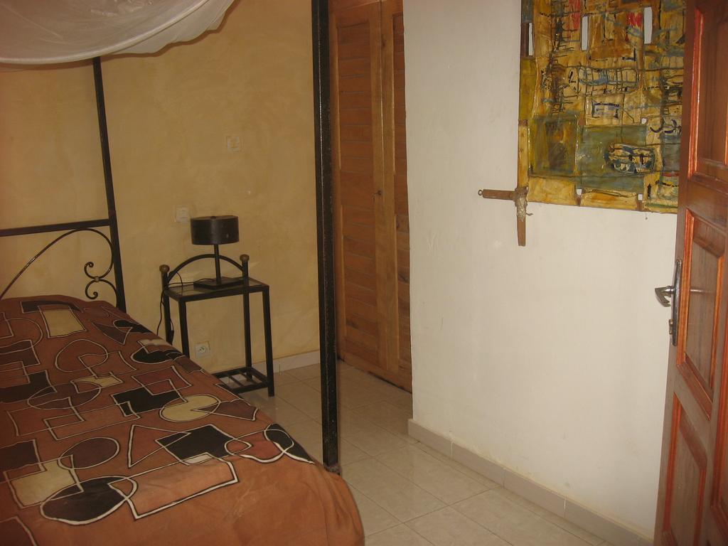 Babao Hotel M'Bour Ruang foto