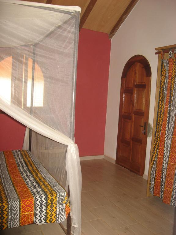 Babao Hotel M'Bour Ruang foto