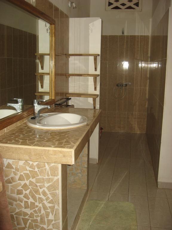 Babao Hotel M'Bour Ruang foto