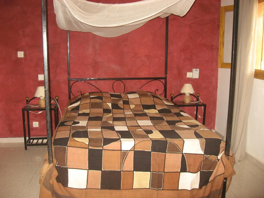 Babao Hotel M'Bour Ruang foto