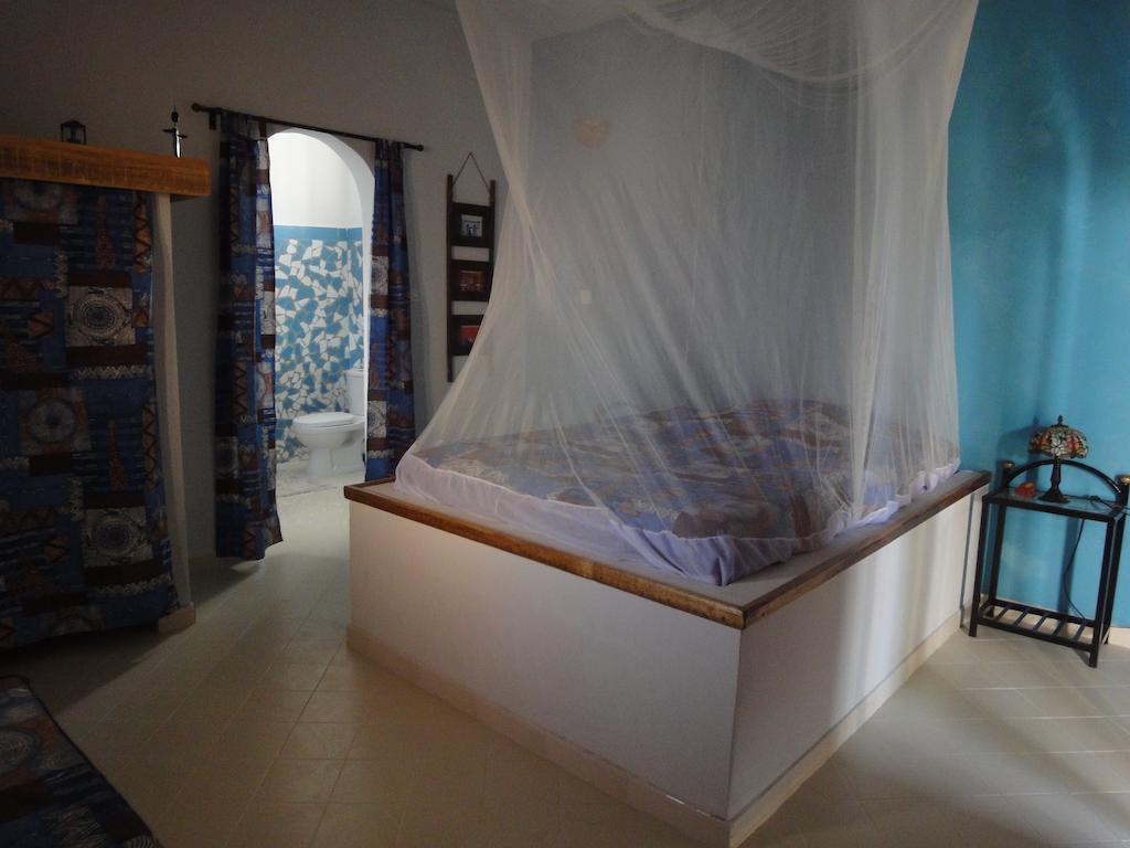 Babao Hotel M'Bour Ruang foto