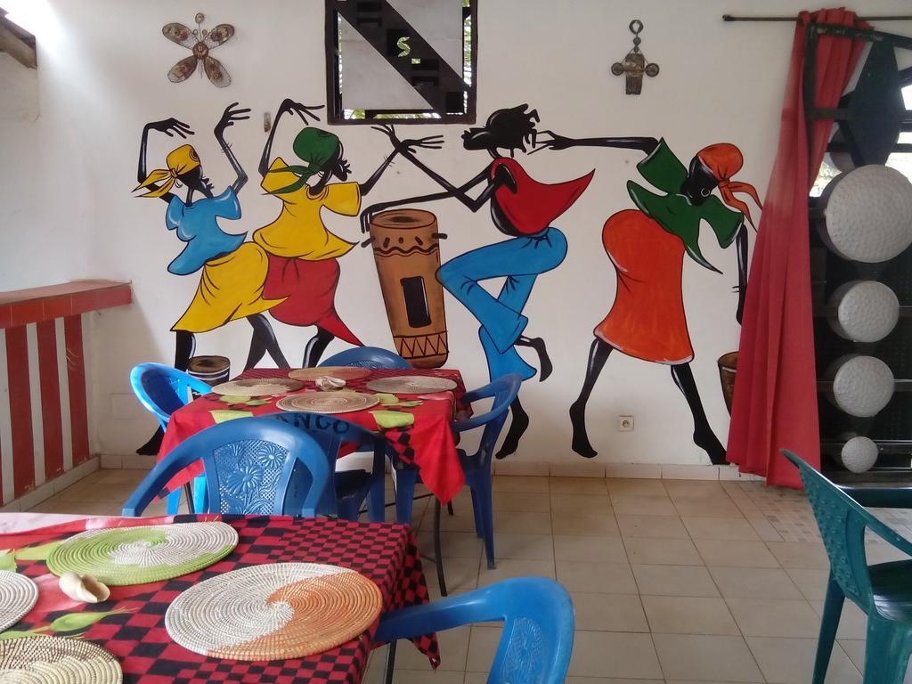 Babao Hotel M'Bour Bagian luar foto