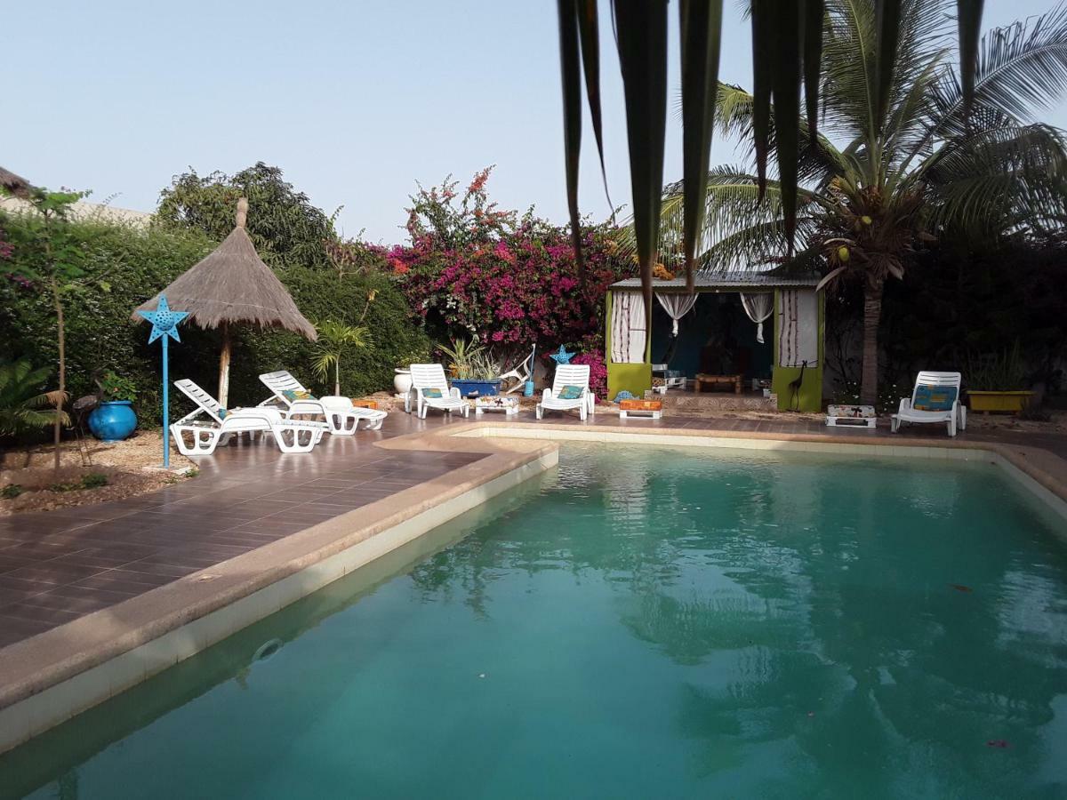 Babao Hotel M'Bour Bagian luar foto