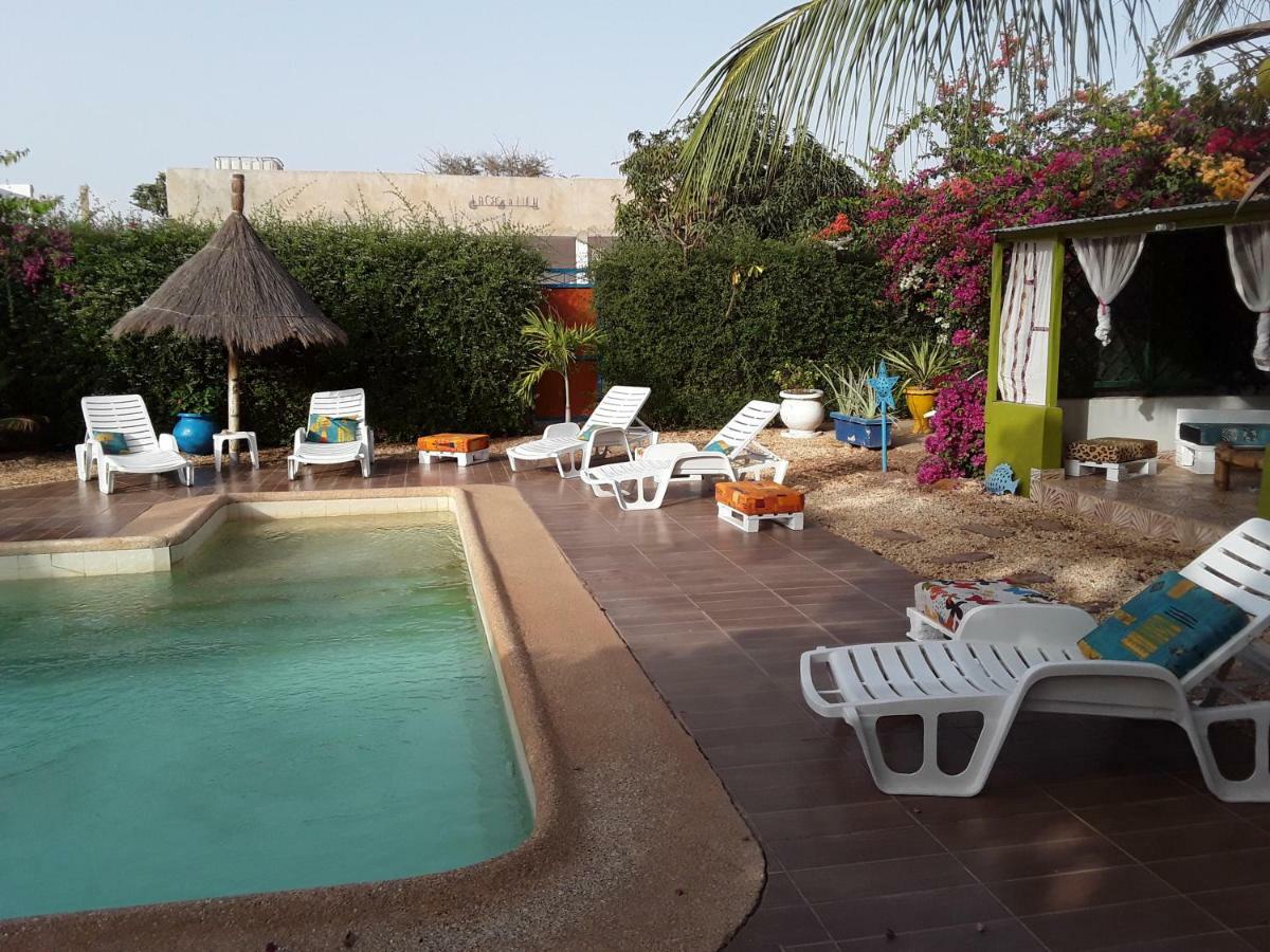 Babao Hotel M'Bour Bagian luar foto